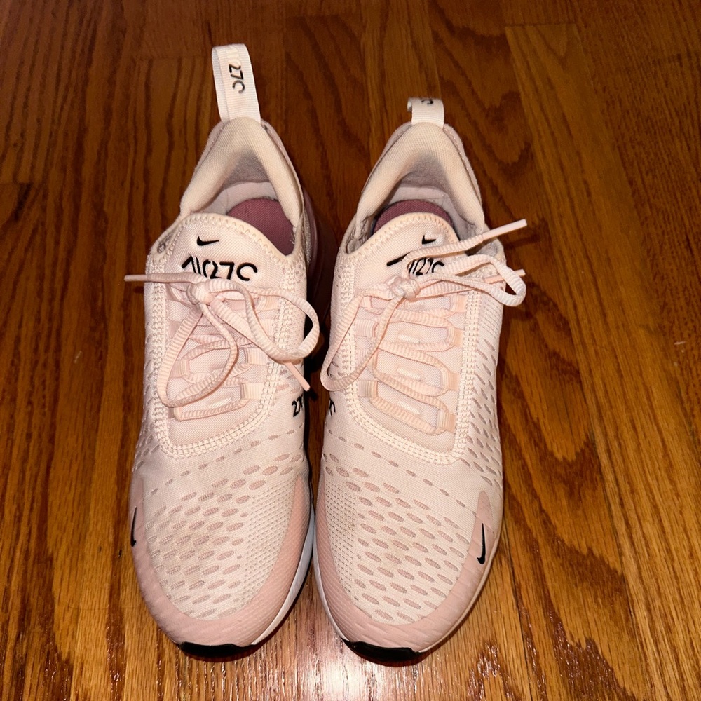 Nike Pink Airmax 270’s
